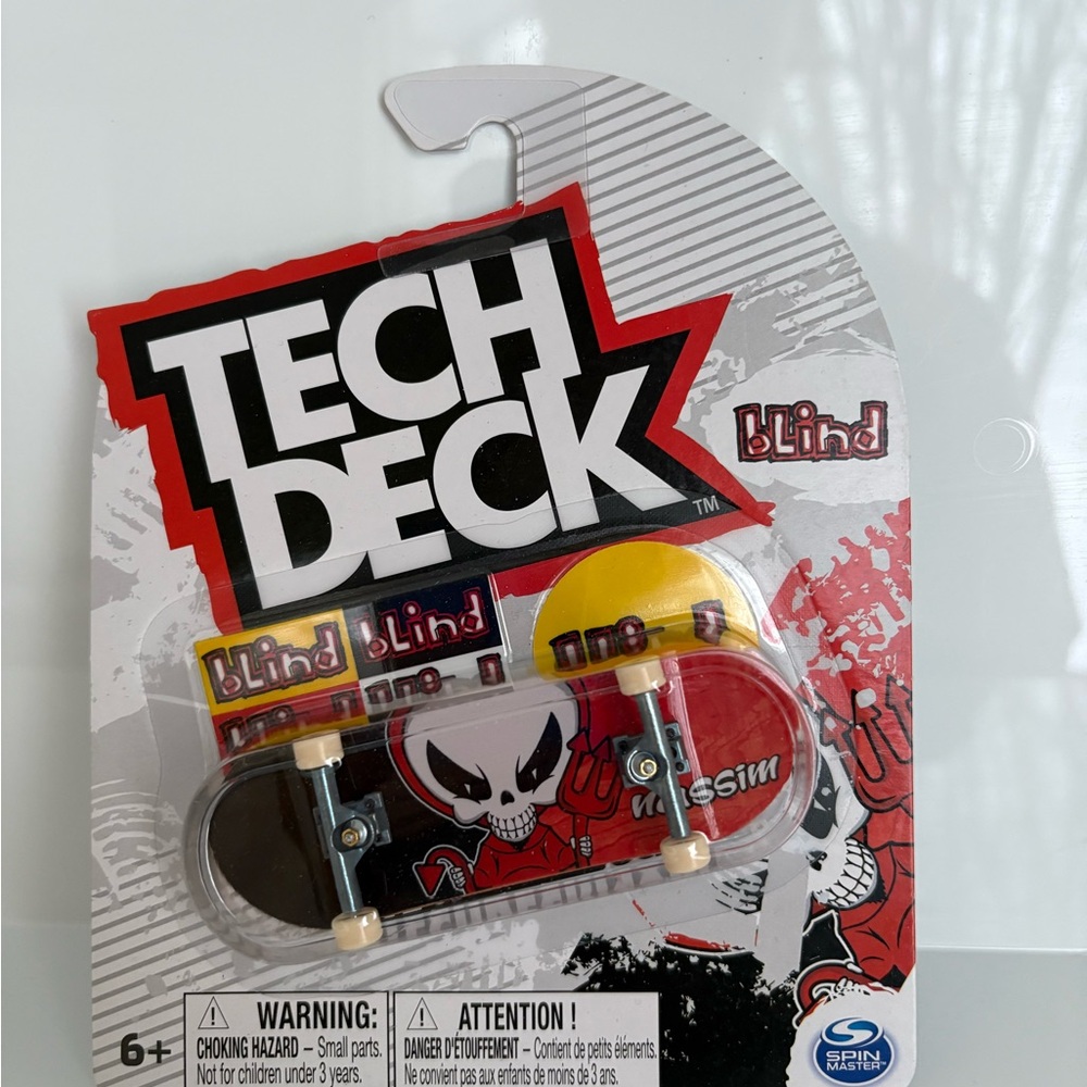 BRAND NEW SEALED TECH DECK BLIND SERIES